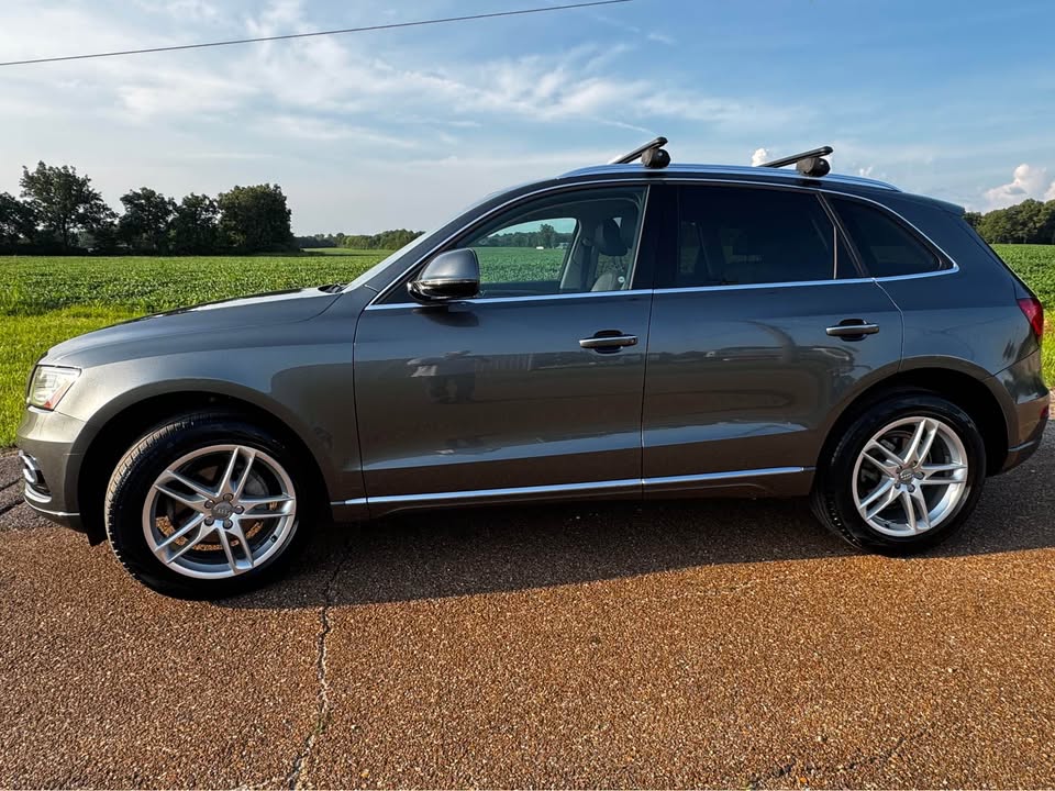 2015 Audi Q5 2.0T quattro tiptronic Premium Plus's photo