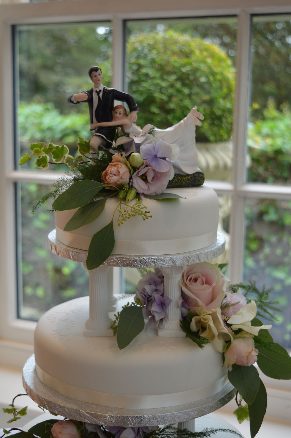 Vintage Pastel Cake Flowers