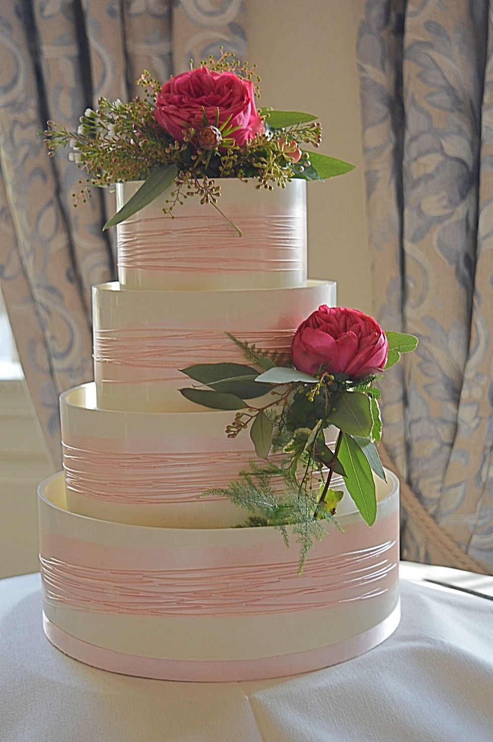 Simple Colourful Cake Flowers