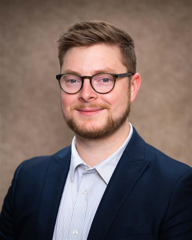 Weston's Headshot.jpg