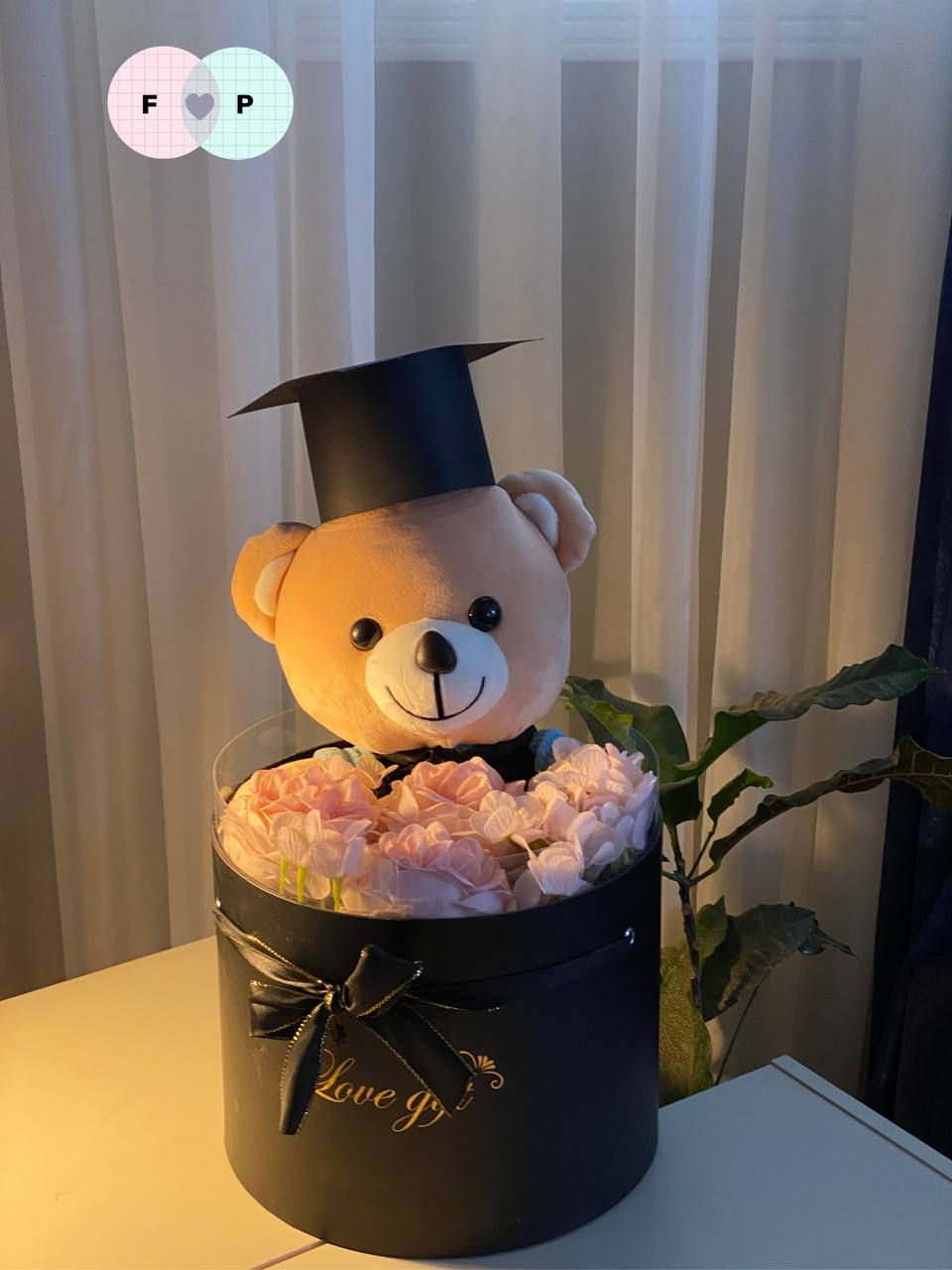 Thumbnail: LUXURY GiFT FOR GRADUATION♥️