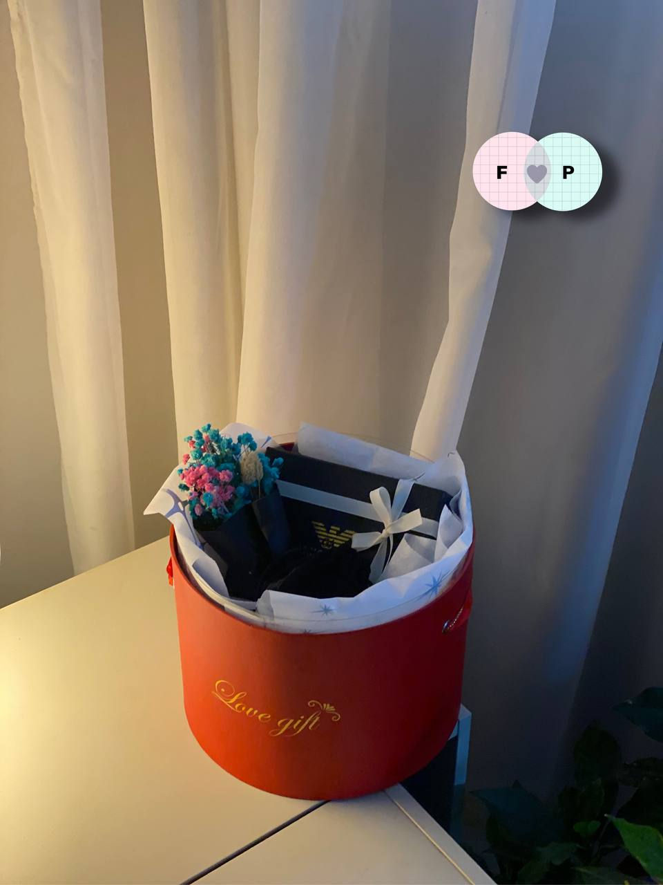 Thumbnail: ‌‎غارق بك مُتناسي هذا العالم بأكمِله..🖤