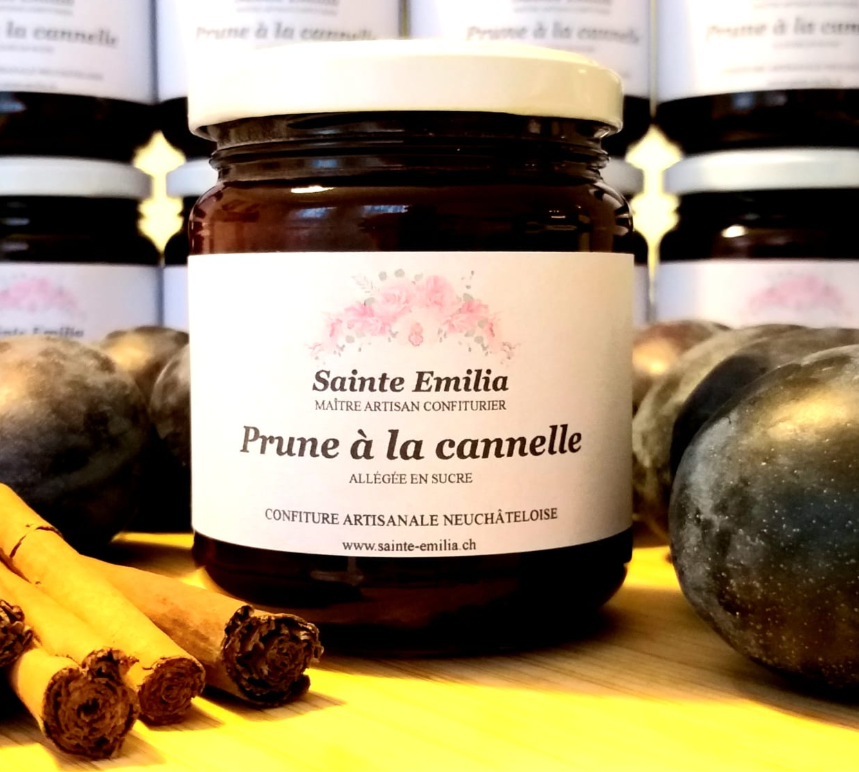 Prune à la Cannelle