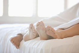 Bed Çiftin Ayaklar
