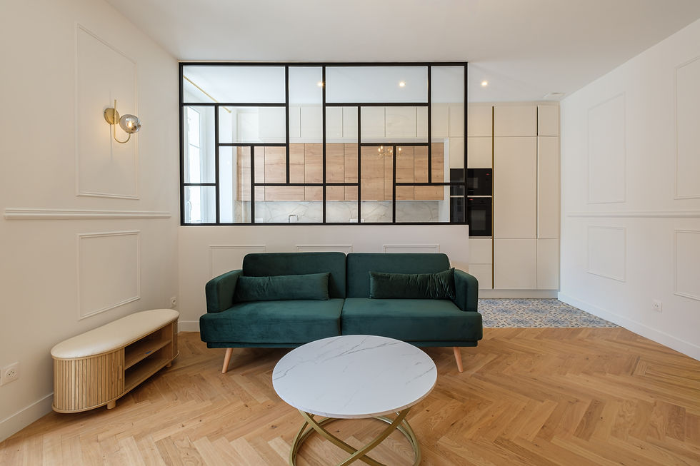 Salon — verrière acier-verre & parquet bâton rompu — Nice