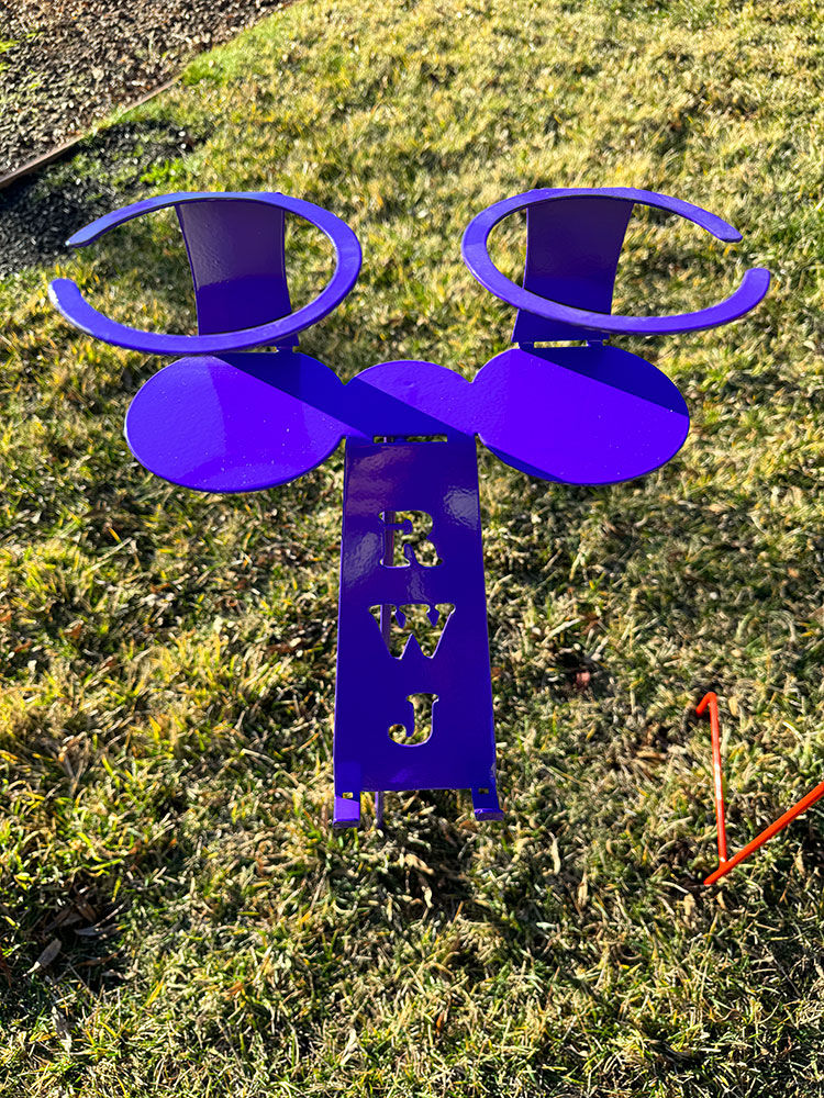 Thumbnail: Customized Mobile Beverage Holder
