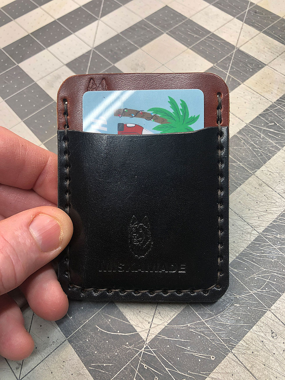 Thumbnail: Minimalist Leather Wallet Magnet Clip