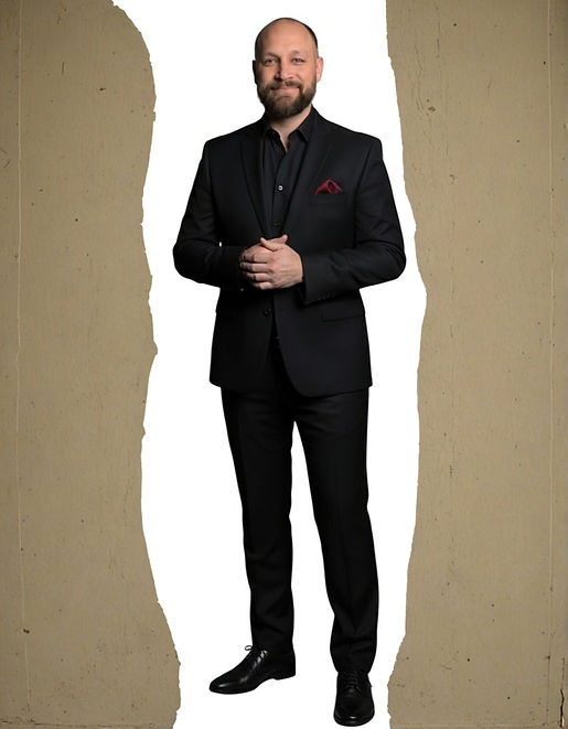 Alexander Full Body Picture _edited_edit