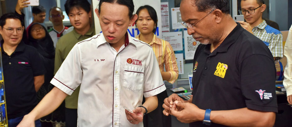 Malaysia's Minister of Higher Education comes to our Founder Lab