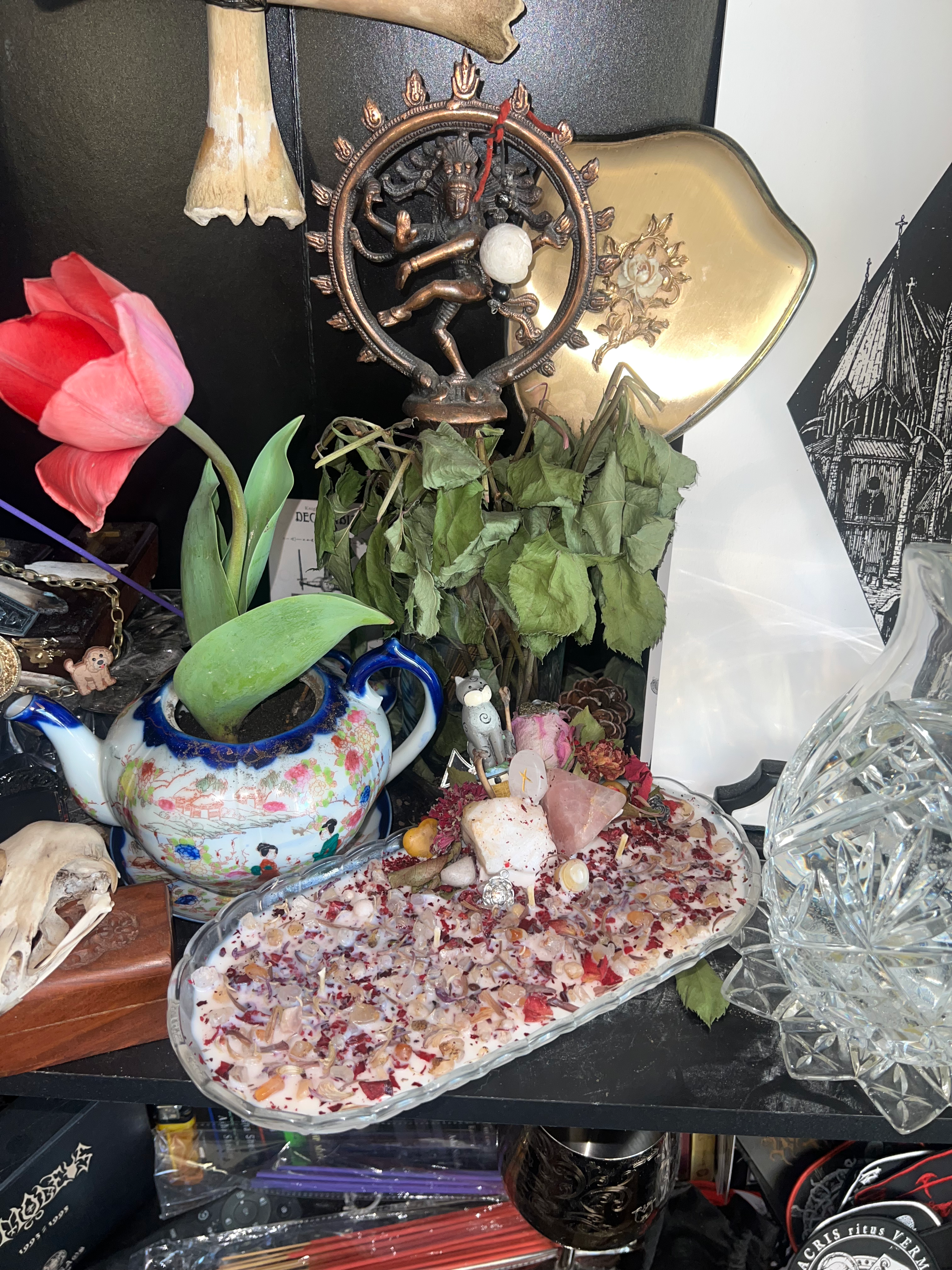 Flower Bed Wyrd Ritual Candle
