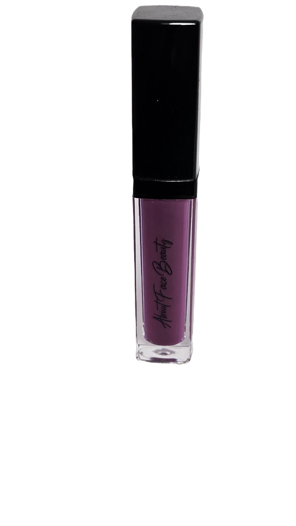 Drag is a liquid velvet lipstick in a plum-purple shade. This a matte finish lipstick.