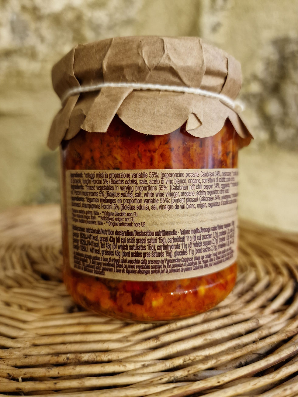 barattolo di bomba calabrese su sfondo in pietra