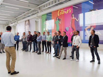 Pre-presentation of swissQprint's roll to roll printer