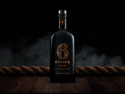 Croxsons’ stunning black bottle for 6 O’Clock Gin