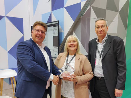 ArtSystems scoops major sales award from Onyx