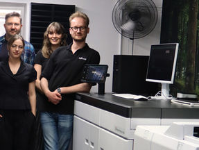 Kall Kwik centre invests in Revoria EC2100S 5uper Colour press
