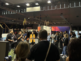 Koenig & Bauer revolutionises brand communication with Auraveo