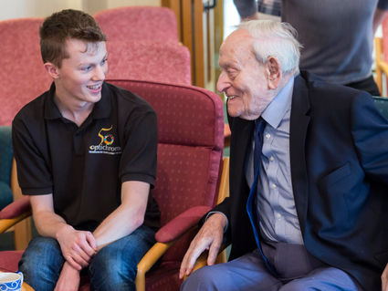 Retired printers and apprentices share printing industry experiences