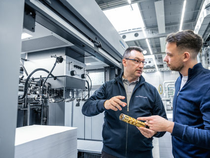 Heidelberg integrates the lifecycle business and global sales and service companies of the manroland sheetfed Group