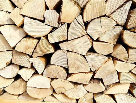 Kiln Dried Ash Logs (Bulk Bag) | AxholmeFirewoodCo