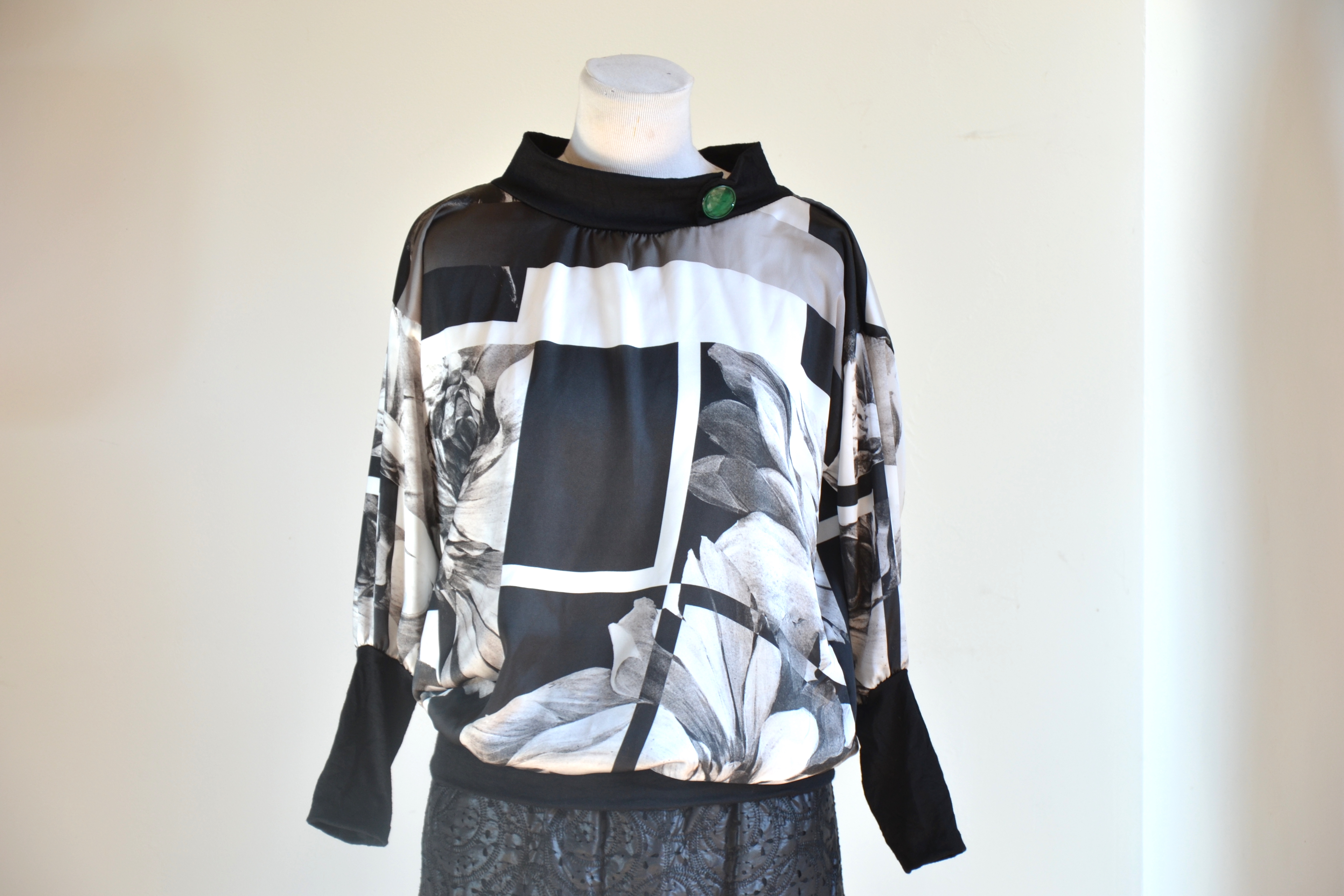 Sweat noir et blanc