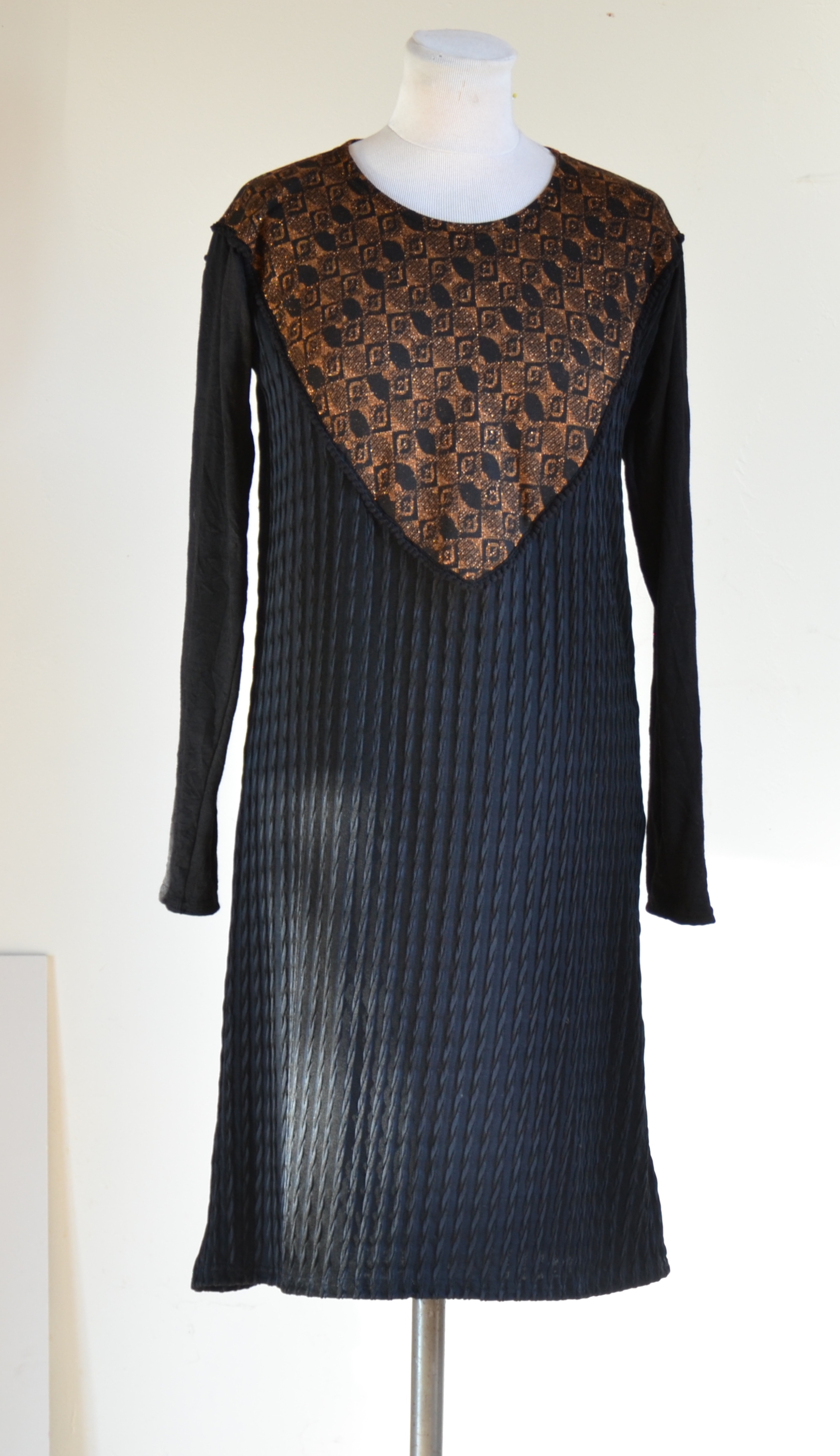 Robe plastron noire