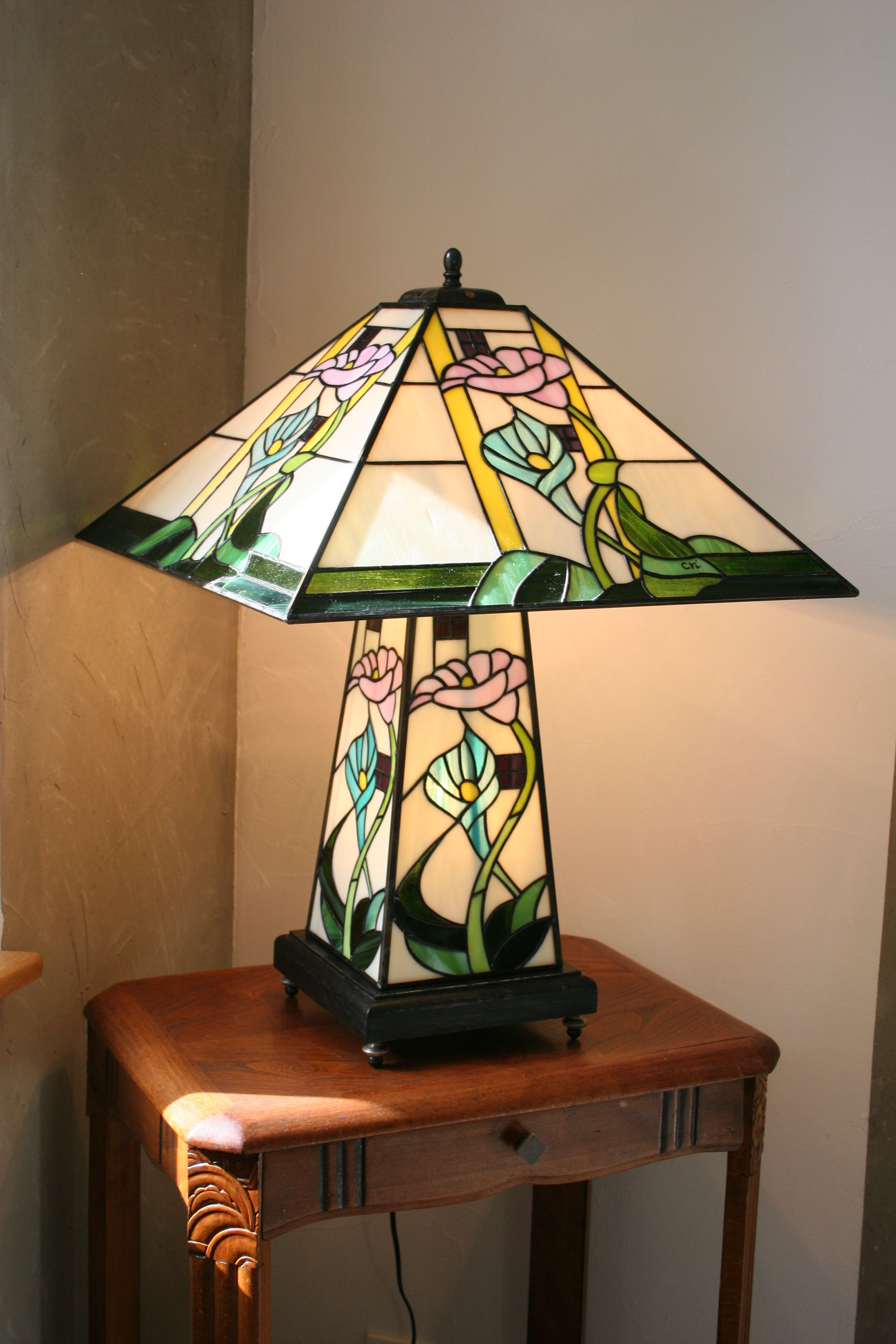 Très Grande Lampe Art Nouveau Vitrail Tiffany "Flora"