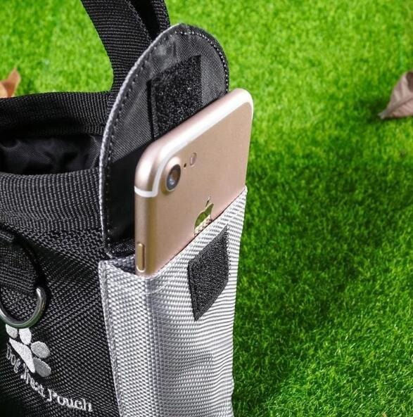 Thumbnail: Portable Black Dog Treat Pouch – Convenient Pet Training Bag for Rewards
