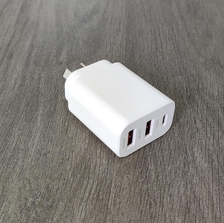 Thumbnail: 30W Dual USB A+ One USB C  PD Power Adaptor - White
