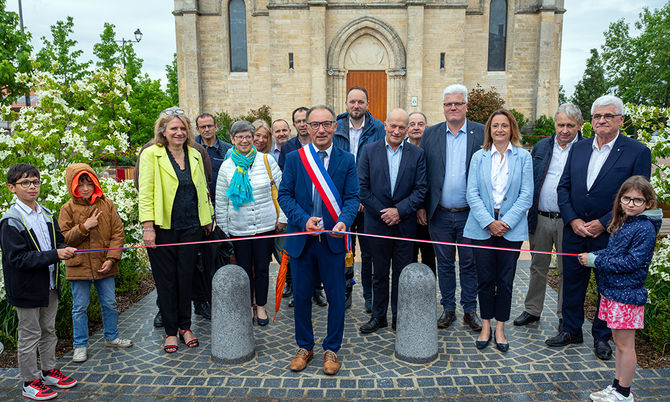 22 juin - Inauguration de la réhabilitation de la place de l’église à Aveize