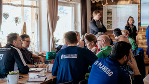 Besuch des Bayerischen Fußballverbands beim TSV Allach 09