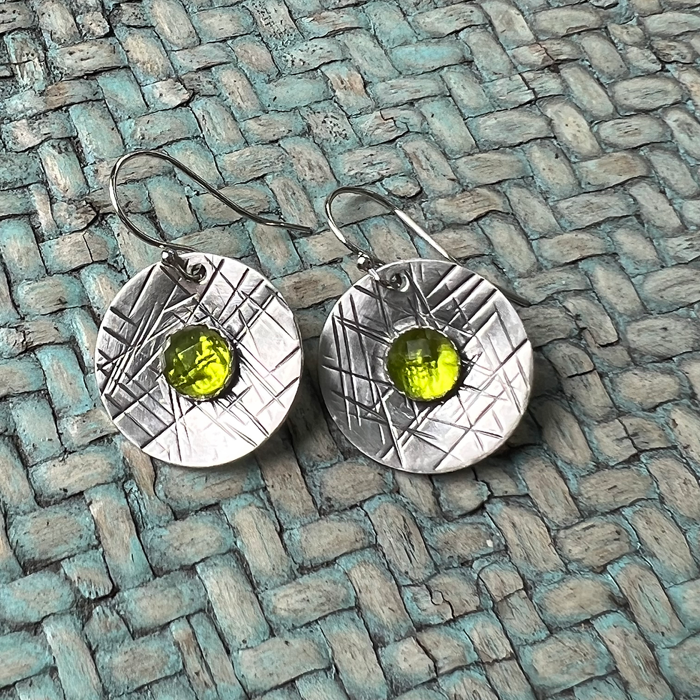 Thumbnail: Silver Disc Earrings with Stones