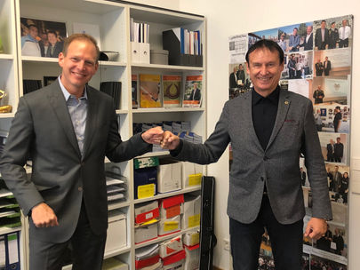 Executive Suite Leadership Dr. Trummer: Guest lecture with Deloitte, November 1st, 2021