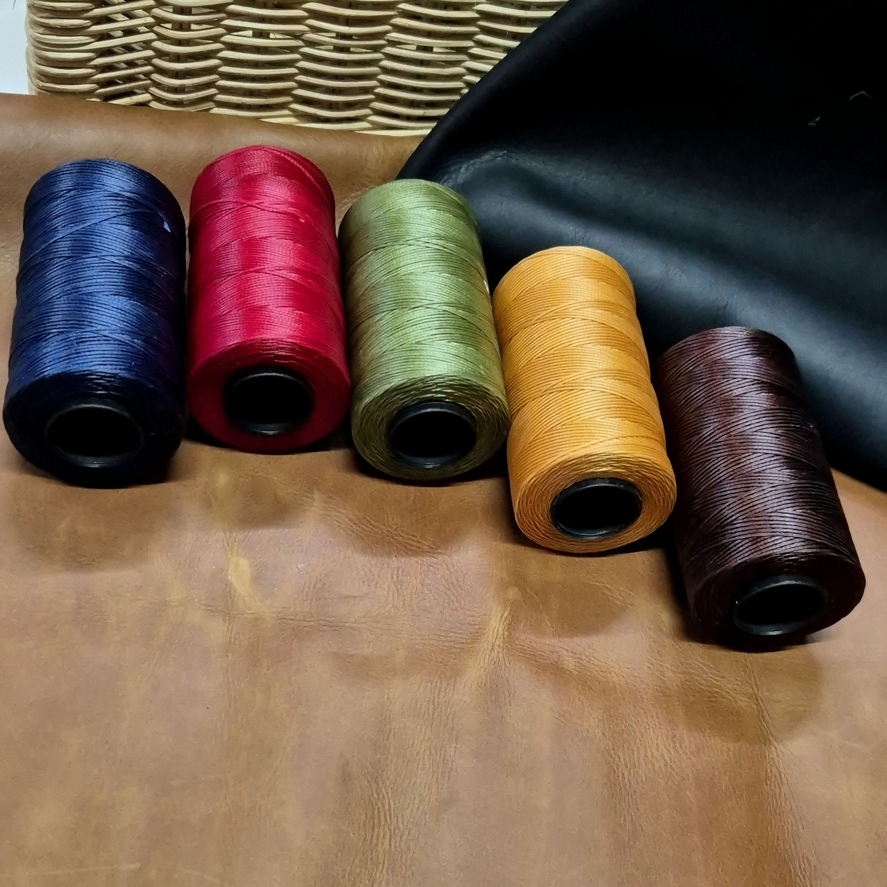 VIB. Waxed Thread 1mm - 250m