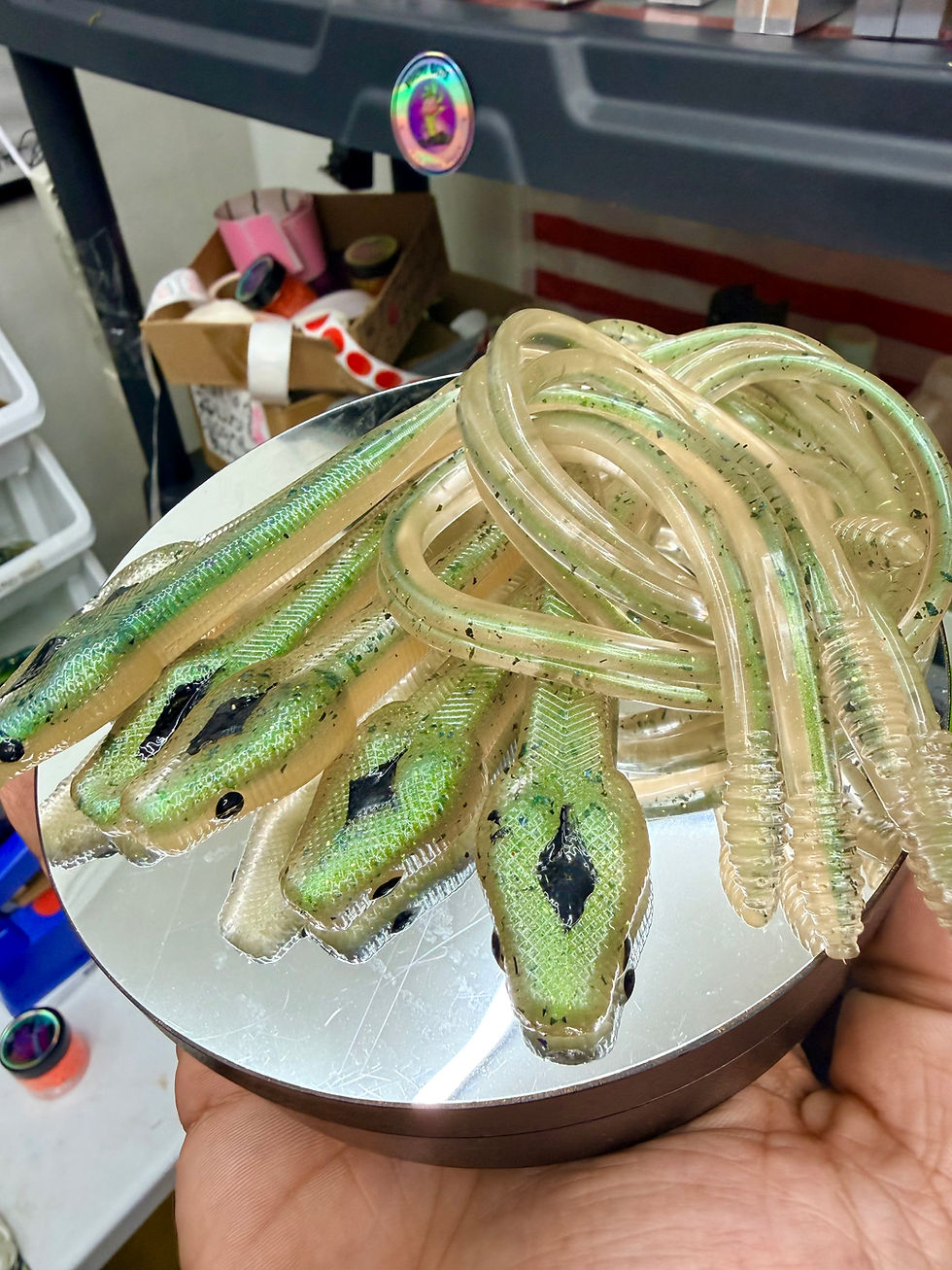 Thumbnail: Serpiente “Toxic Ghost” 16” Snake Bait – 4 Pack