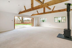 29183_100819013652_IMG_03_0000_max_656x4