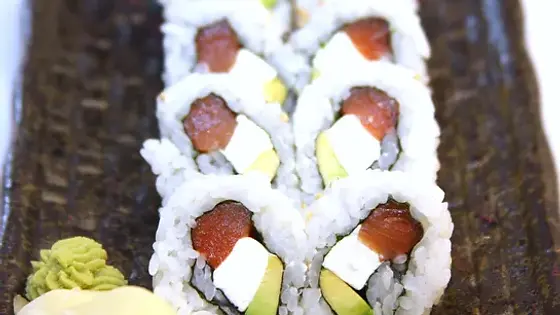 CR6/ Philadelphia Roll