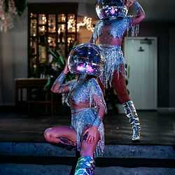 Dance Mirror Head