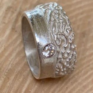 Ring 1.jpg