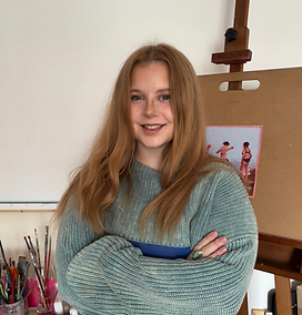 Isobel Brigham Headshot 3.HEIC