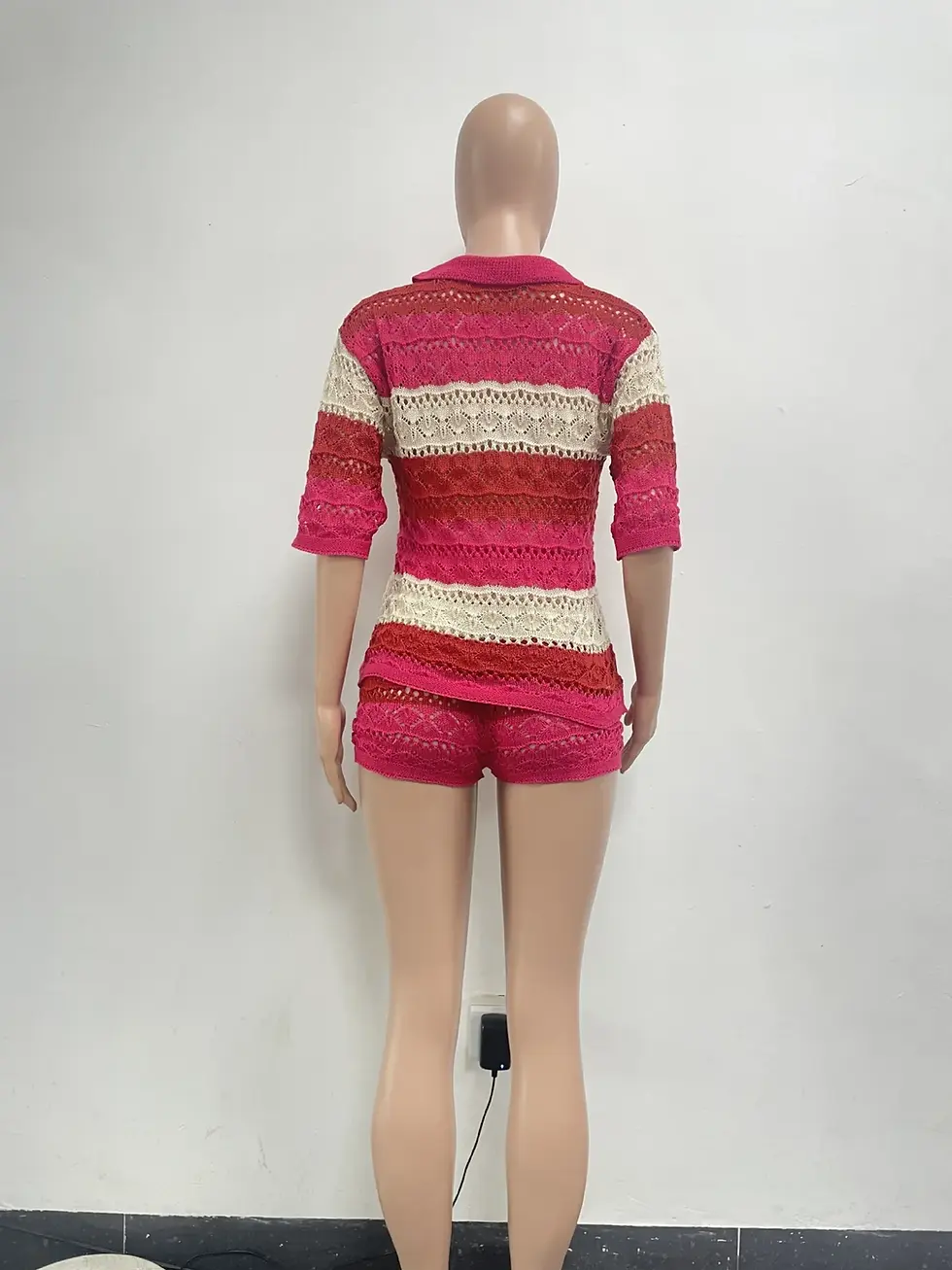 Thumbnail: Women’s Hollow Out Knit V-Neck 2 Piece Shorts Set Summer Beachwear