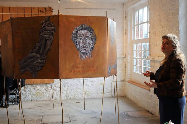 Léna H Coms, devant « Le Nisi Dominus, 9 tableaux pour 9 mouvements » de Vivaldi. | OUEST-FRANCE