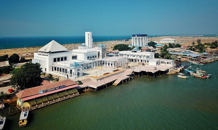 (22) Masjid Seberang Takir, Terengganu.j