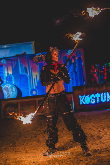 Crystle Kostume Kult Performance