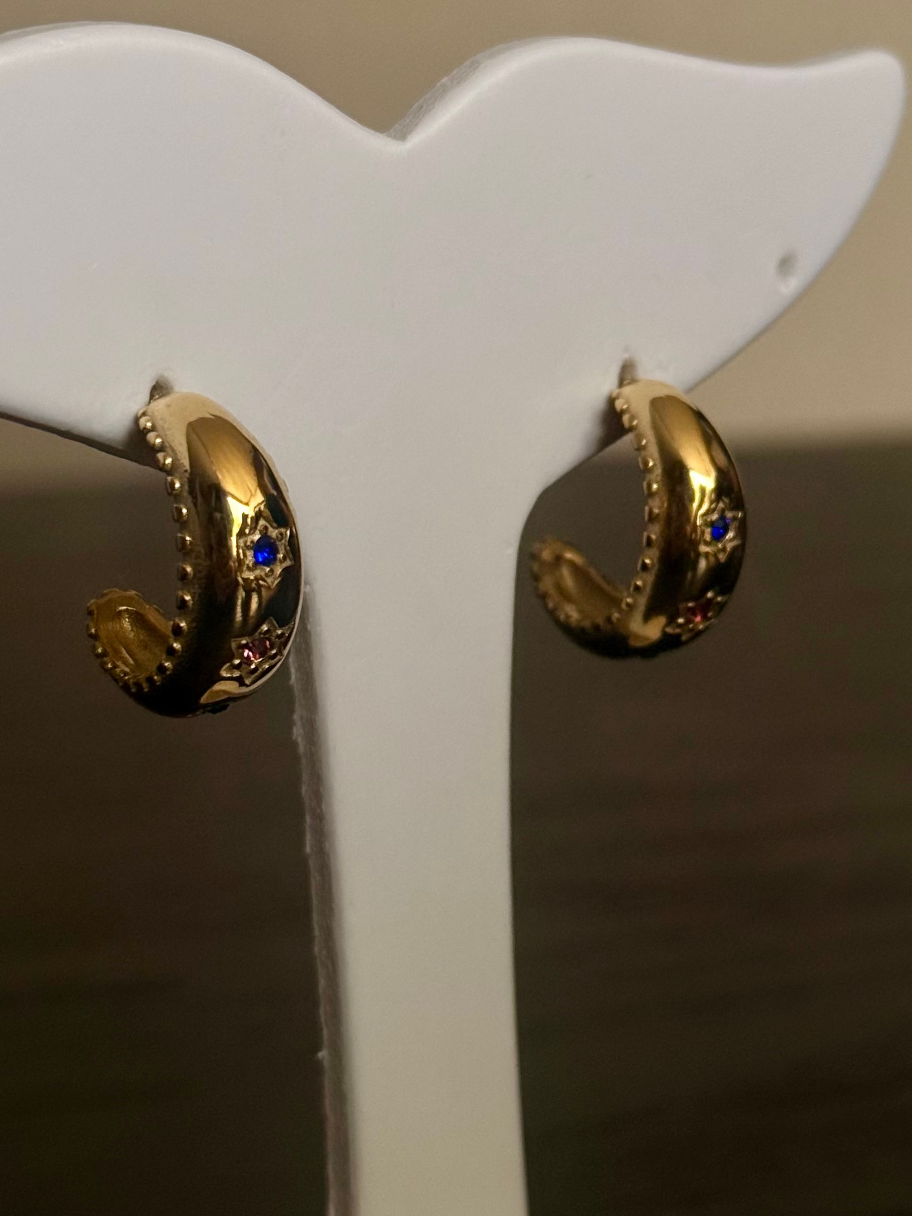 Aretes star 