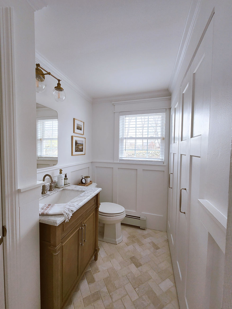 bathroom 3.jpg