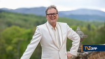 THE F**K IT LIST: ALAN CARR TO FRONT NEW CELEBRITY COMEDIAN TRAVELOGUE ON PRIME VIDEO