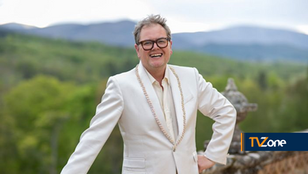 THE F**K IT LIST: ALAN CARR TO FRONT NEW CELEBRITY COMEDIAN TRAVELOGUE ON PRIME VIDEO