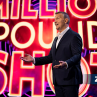 FIRST LOOK: BRADLEY WALSH HOSTS NEW 'QUIZ EVENT' MILLION POUND SHOT ON CHANNEL 4