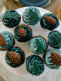 green cupcakes.jpeg